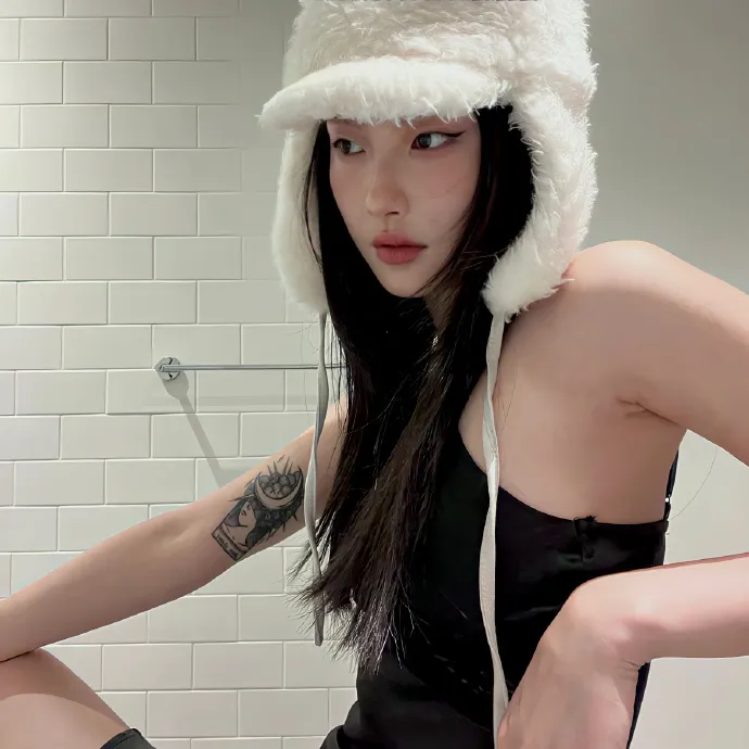 战火中的小狐狸